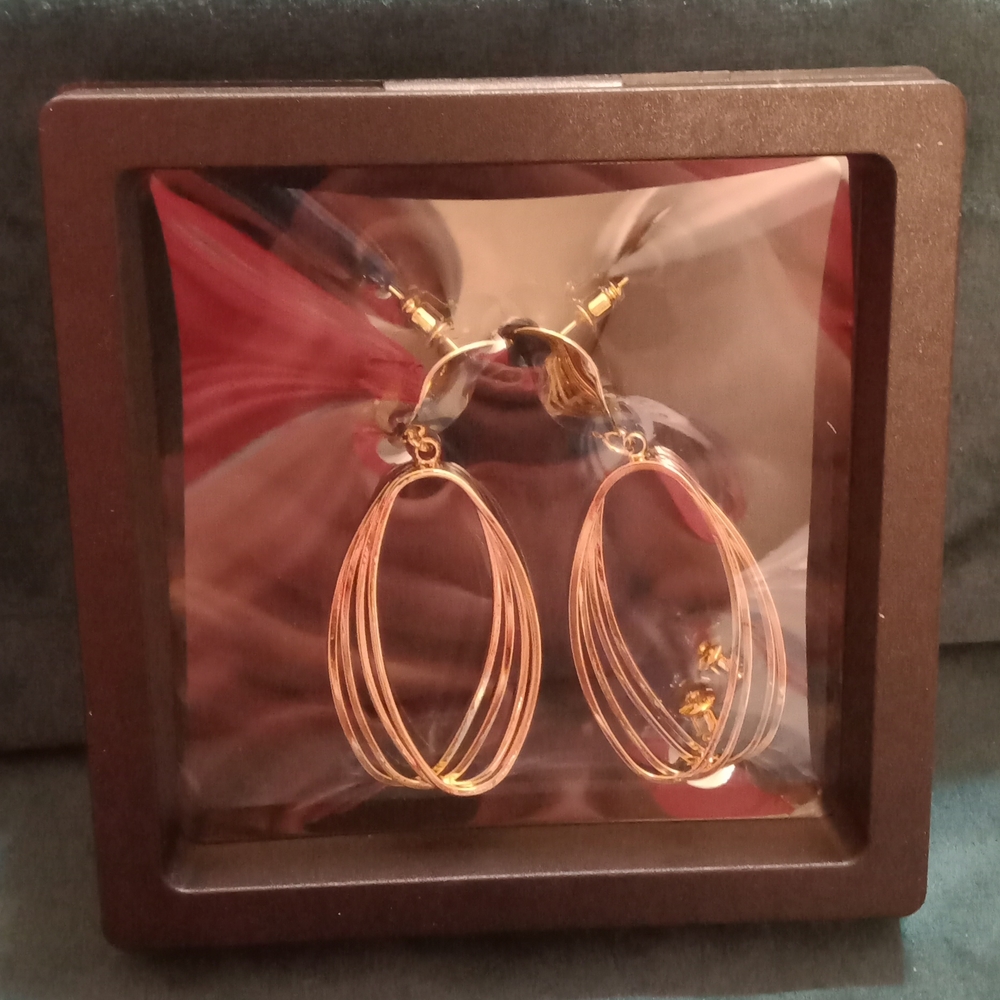 14 Yellow Gold Plated Circle Earrings